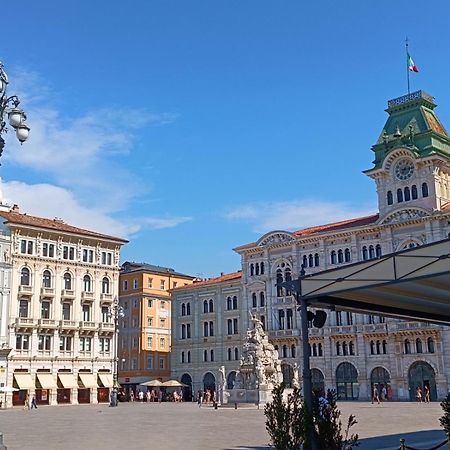 Casa Vacanze Trieste - Vista Piazza Unita Dış mekan fotoğraf