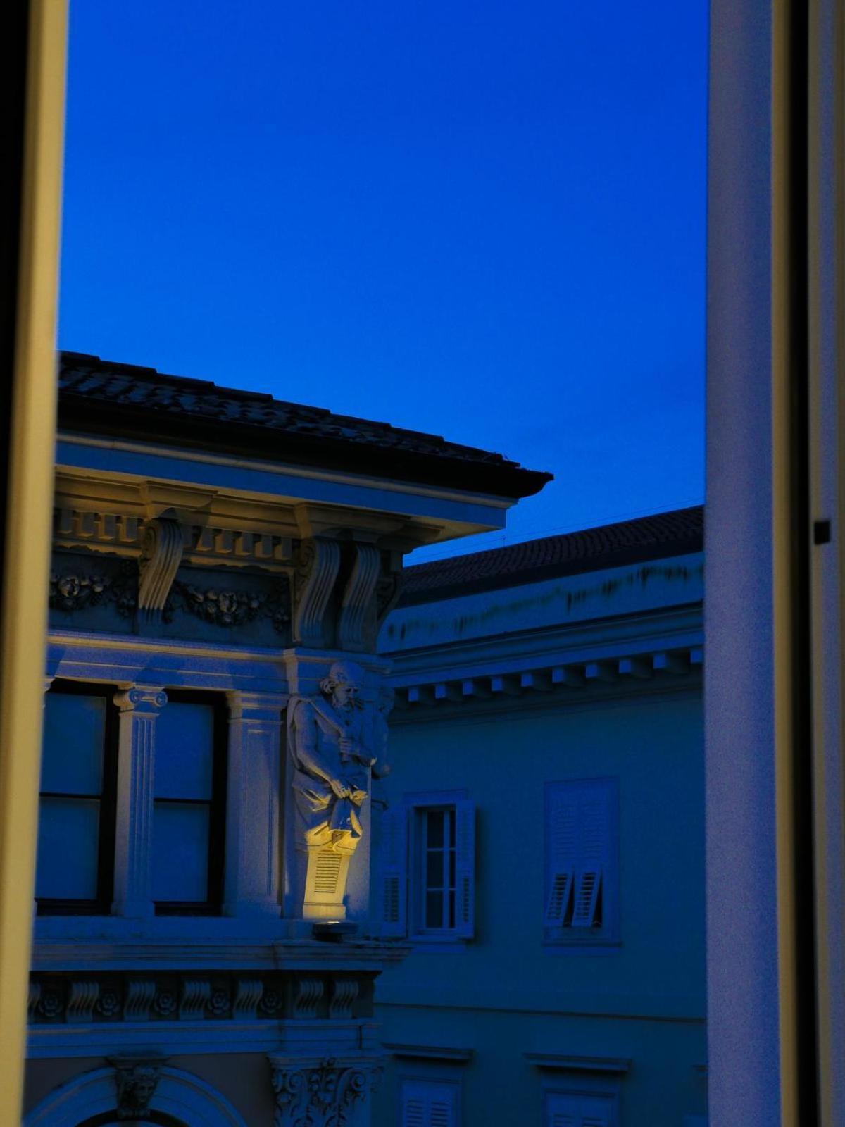 Casa Vacanze Trieste - Vista Piazza Unita Dış mekan fotoğraf